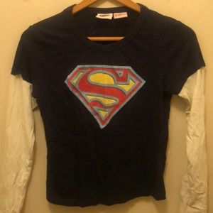 Supergirl 3/4 of sleve long sleeve shirt size medium
